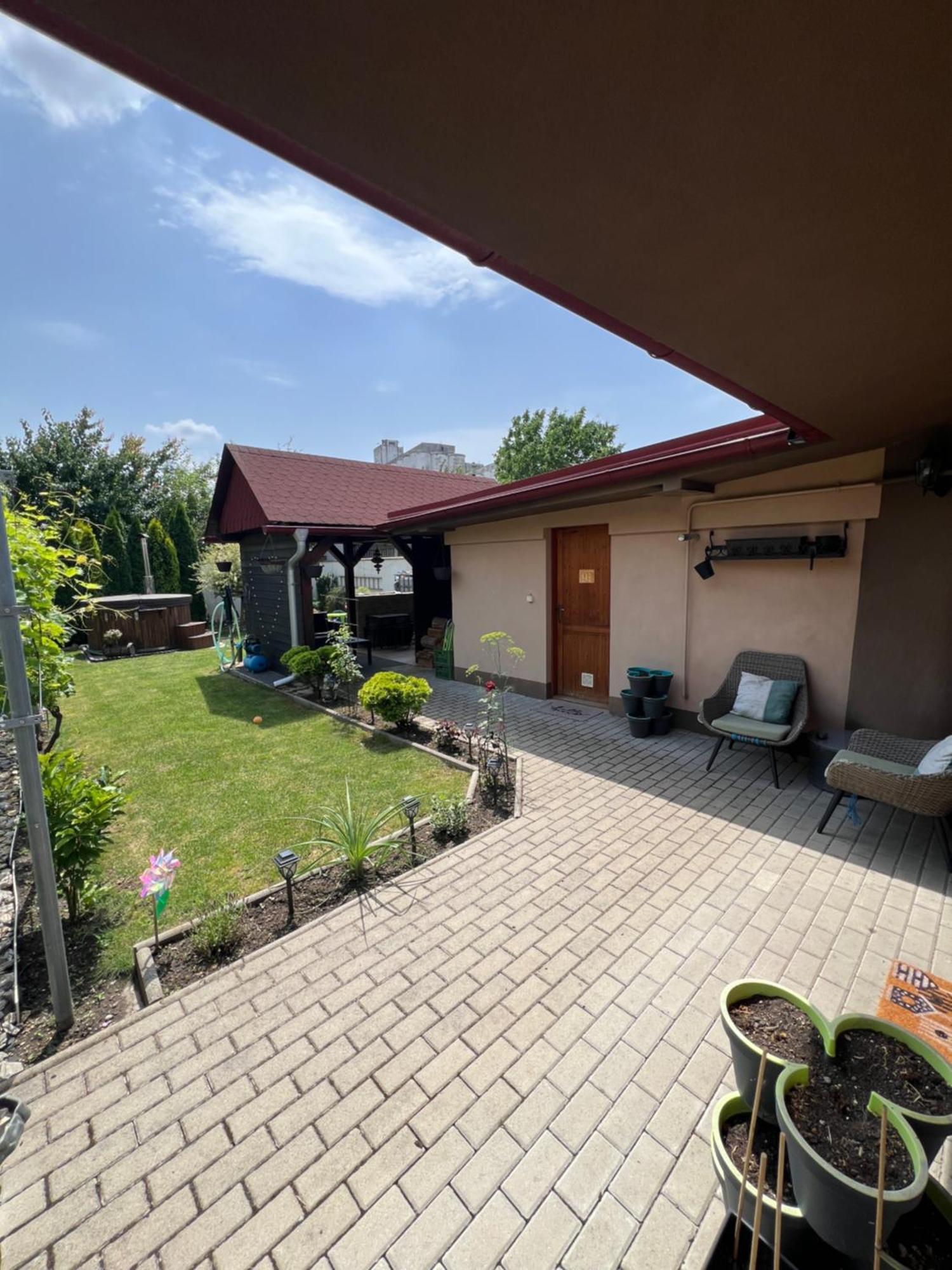 -Self-Check- 4-Bedroom Family House With Heated Tub Levice Dış mekan fotoğraf